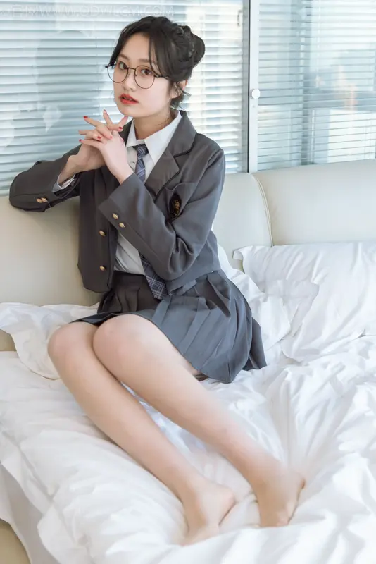 物恋传媒 NO.1157 小敏-雨中的伞 - 物恋传媒